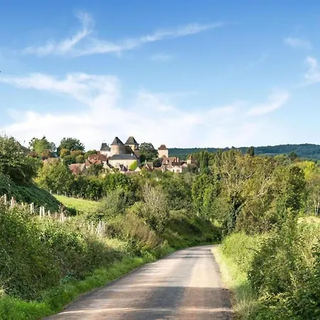 Holiday Home With Private Garden *