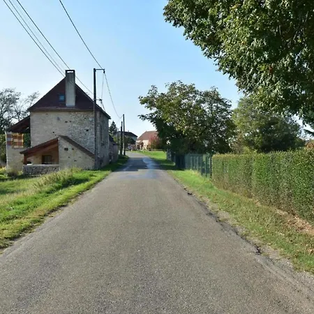 With Private Garden 別荘 Cazals