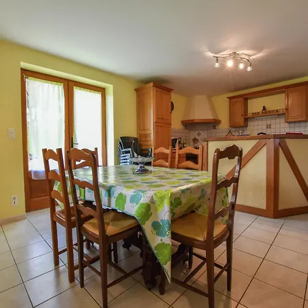 With Private Garden 別荘 Cazals