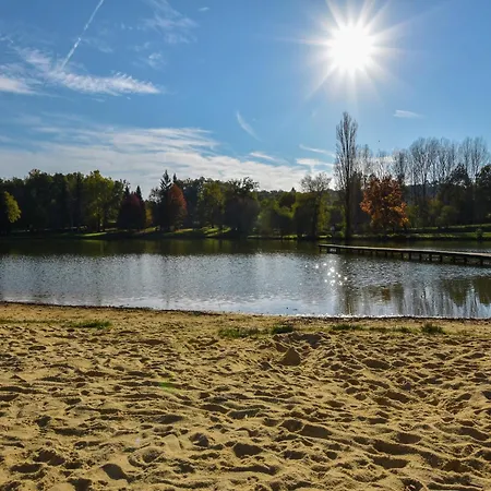 別荘 With Private Garden *