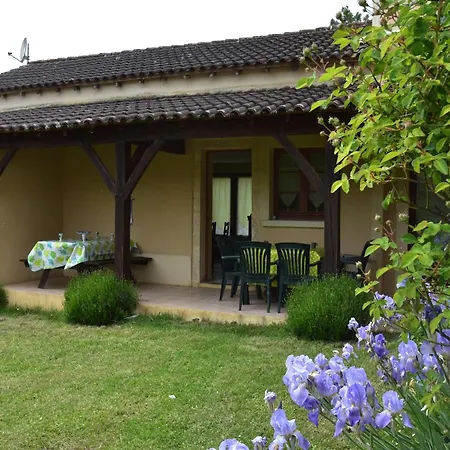 Holiday Home With Private Garden Semesterbostad Cazals (Lot)