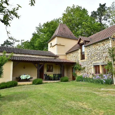 Comfortable With Terrace Holiday home