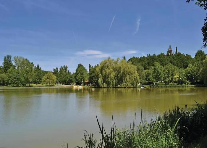 度假居 With Private Garden