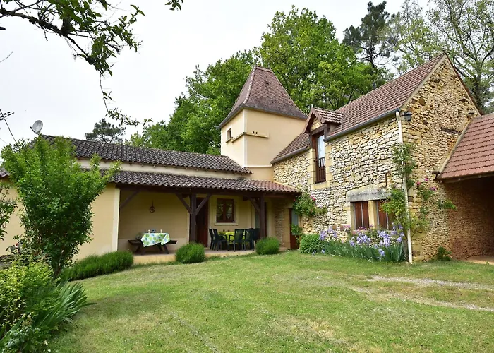 With Private Garden 度假居